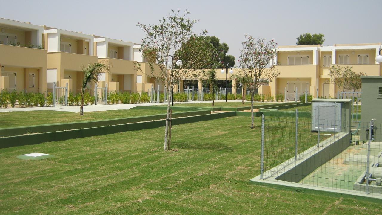 Residence Mar Mediterraneo 콰르투 산텔레나 외부 사진