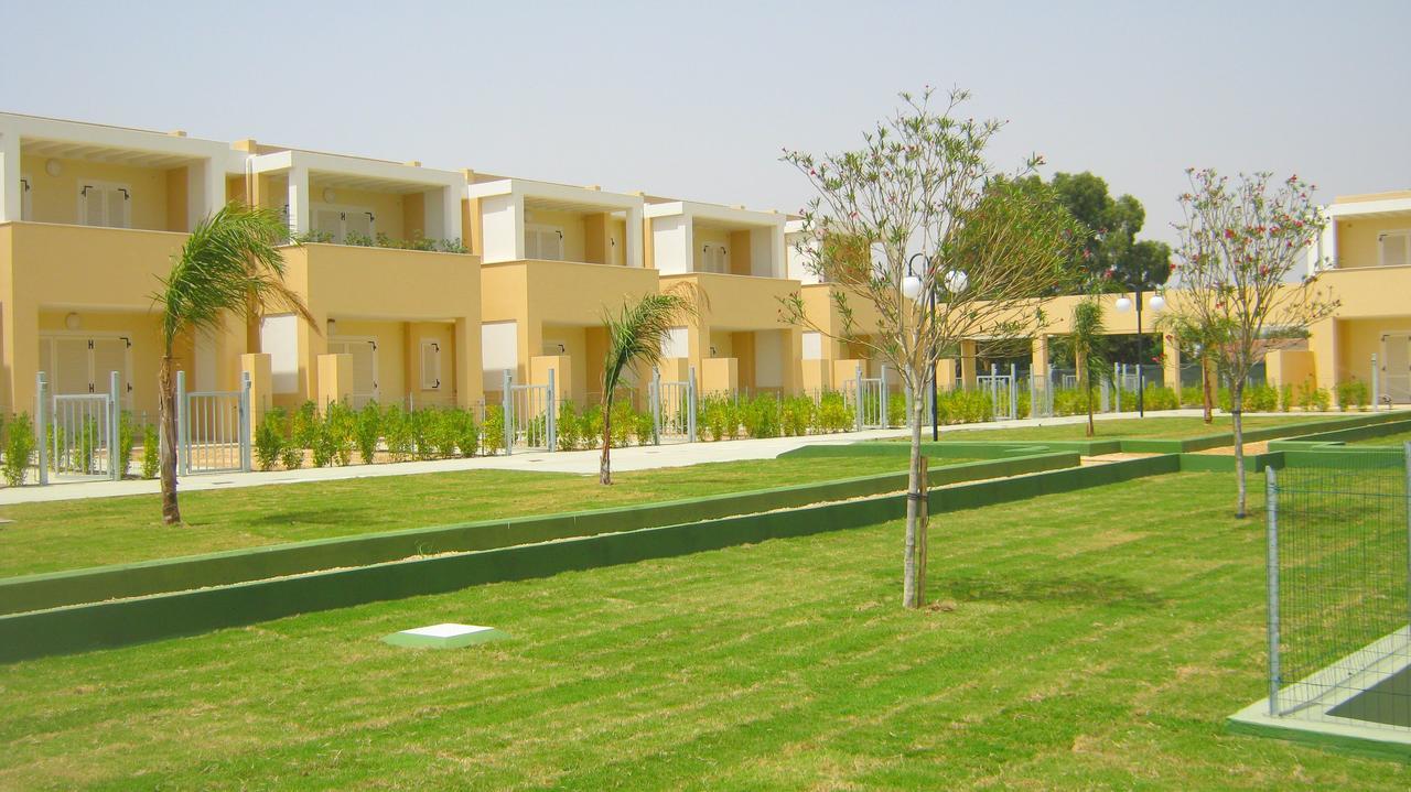 Residence Mar Mediterraneo 콰르투 산텔레나 외부 사진
